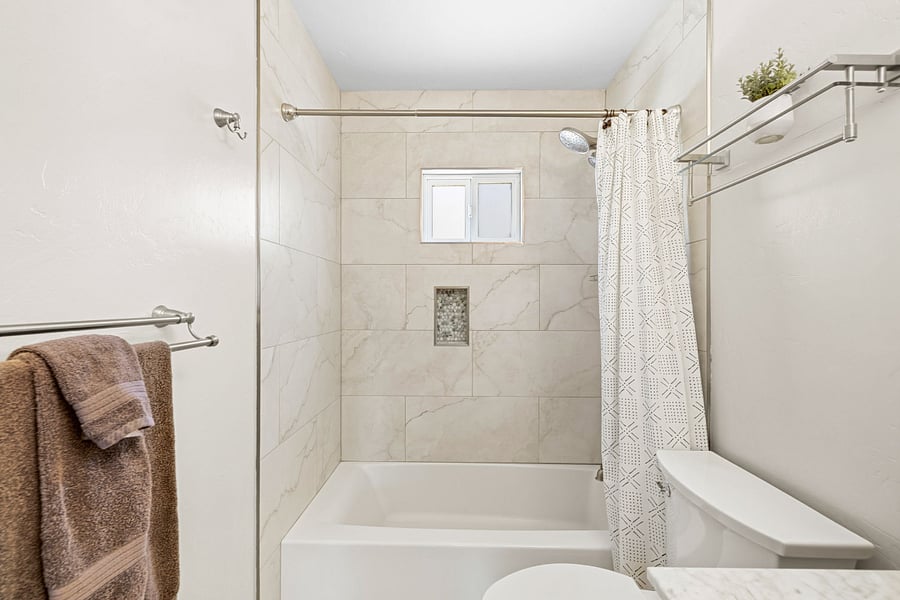 Furnished Finder property 1020441_1 photo 18