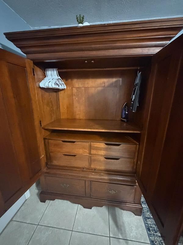 Furnished Finder property 1020477_2 photo 7