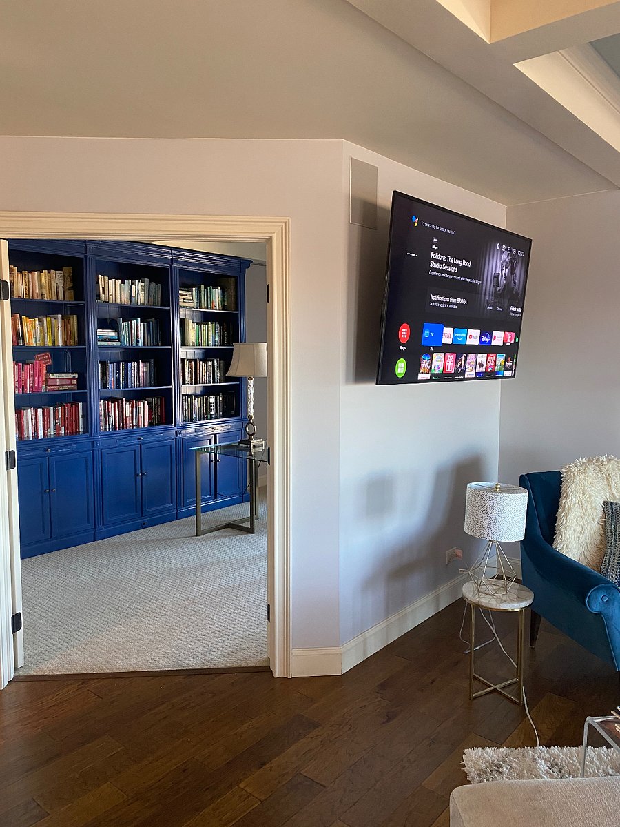 Smart tv in living room and one bedroom 