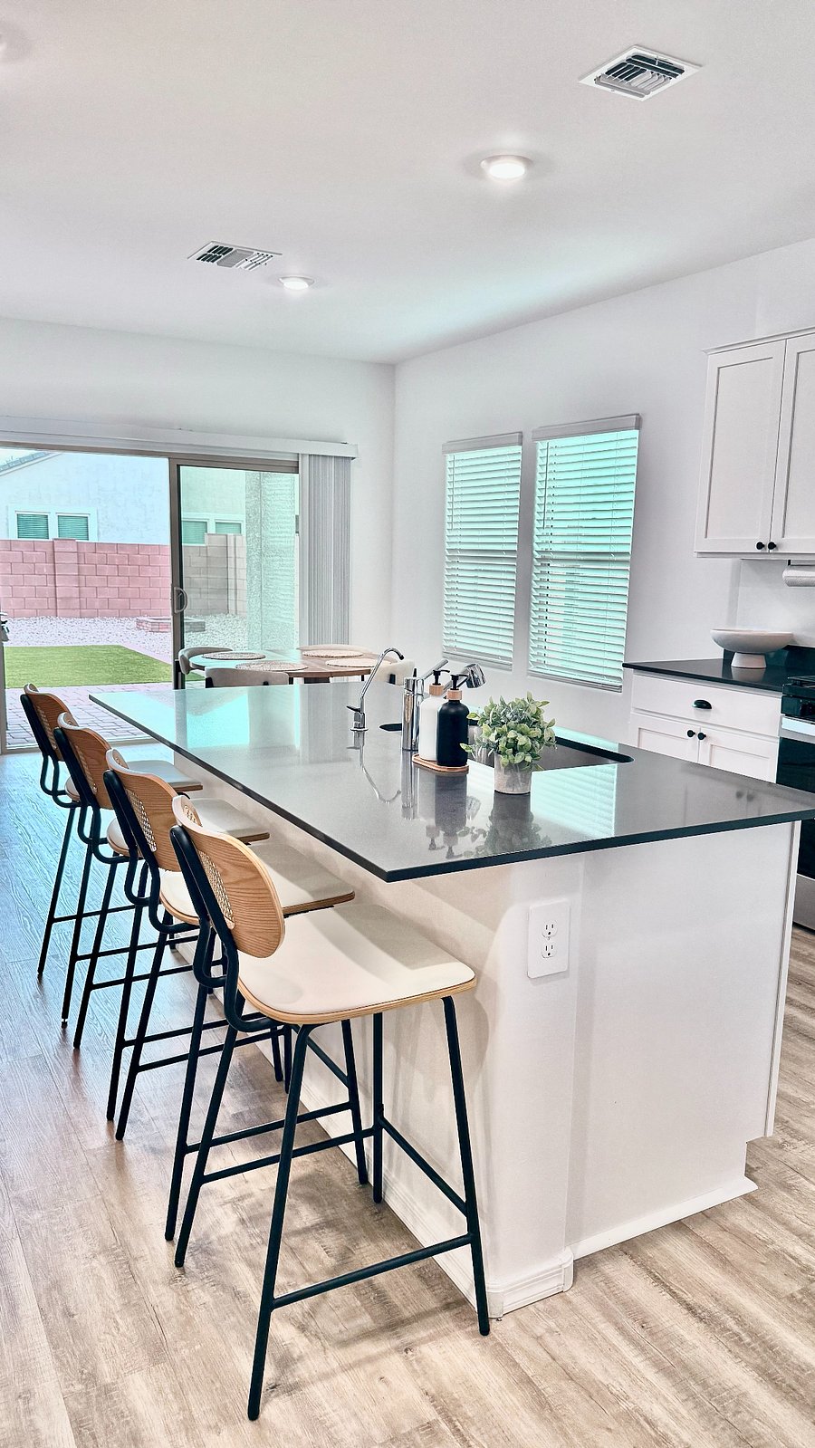 Furnished Finder property 1020501_1 photo 4
