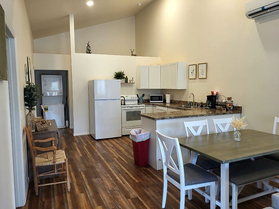 Furnished Finder property 1020511_2 photo 4