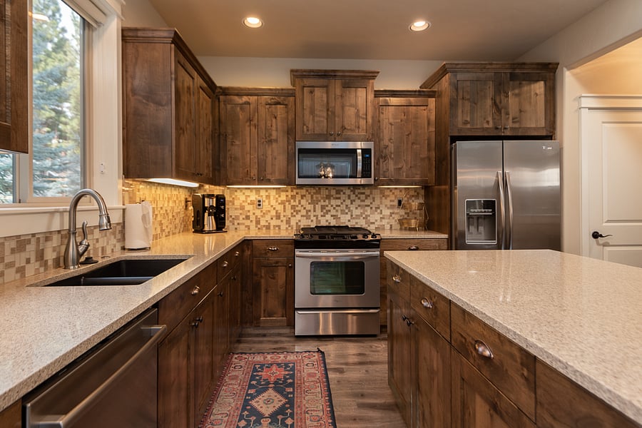 Well appointed kitchen with all necessary amenities