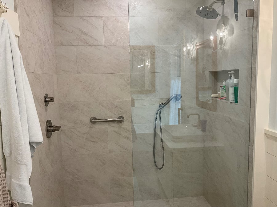 Walk in shower