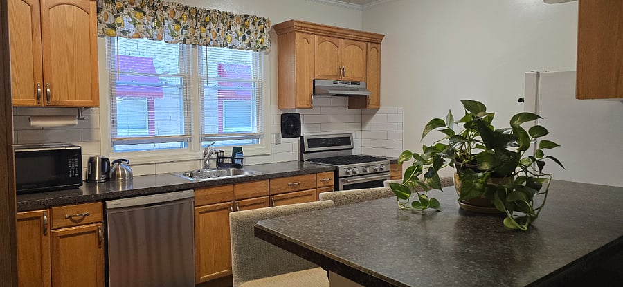Furnished Finder property 1020573_1 photo 4