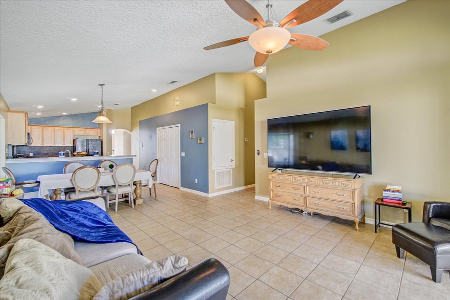 Furnished Finder property 1020577_1 photo 6