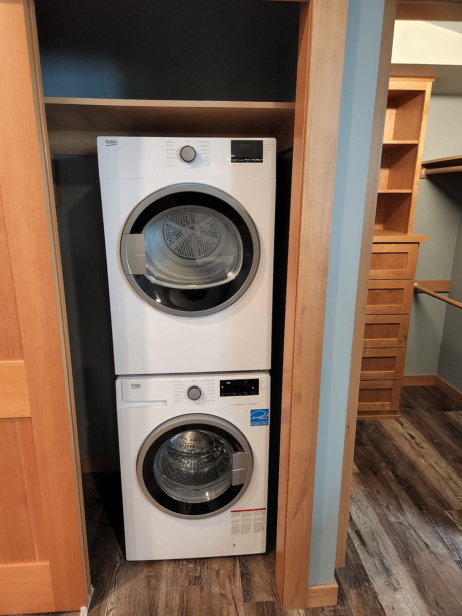 Furnished Finder property 1020579_1 photo 9