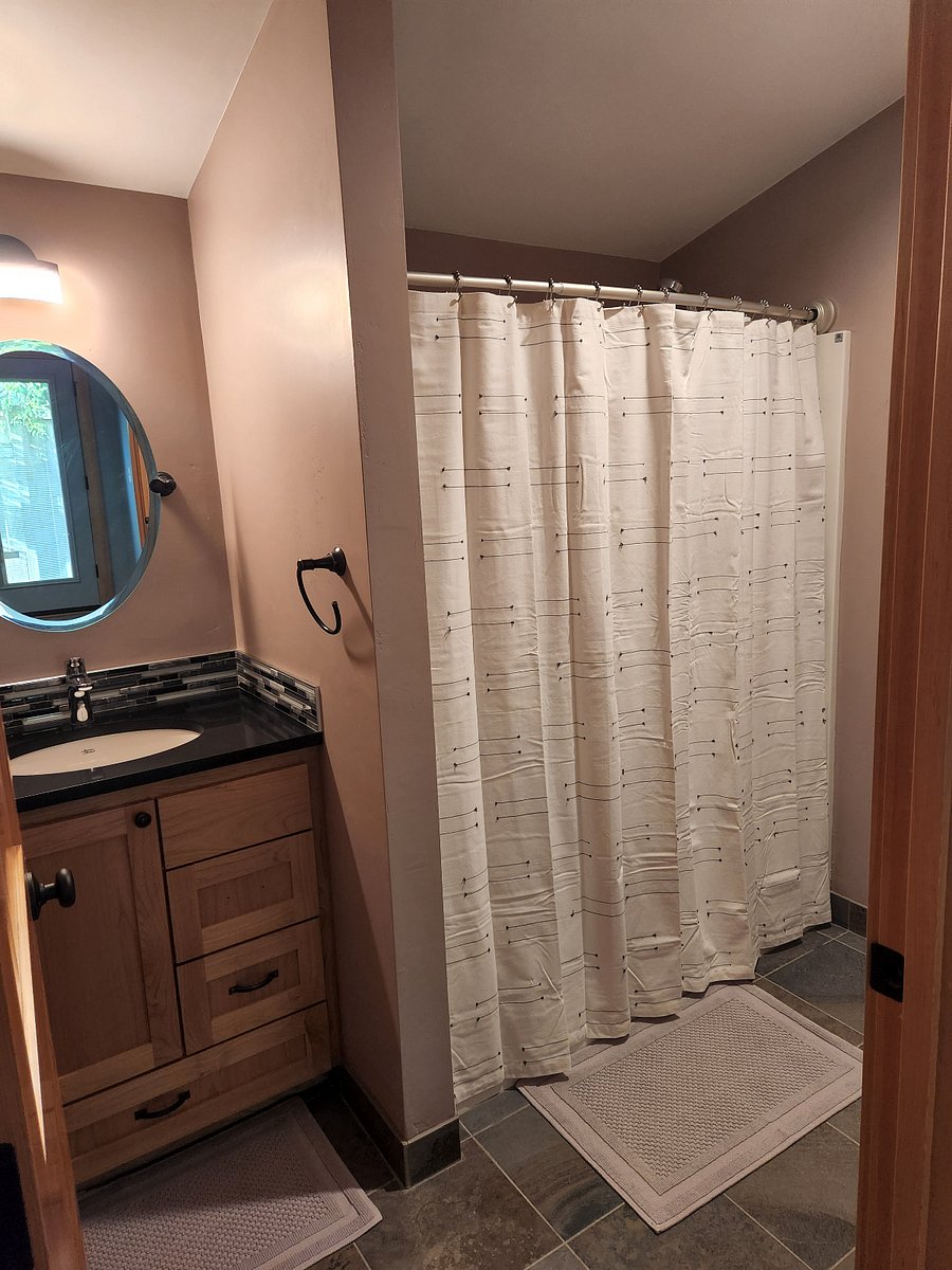 Furnished Finder property 1020579_1 photo 11