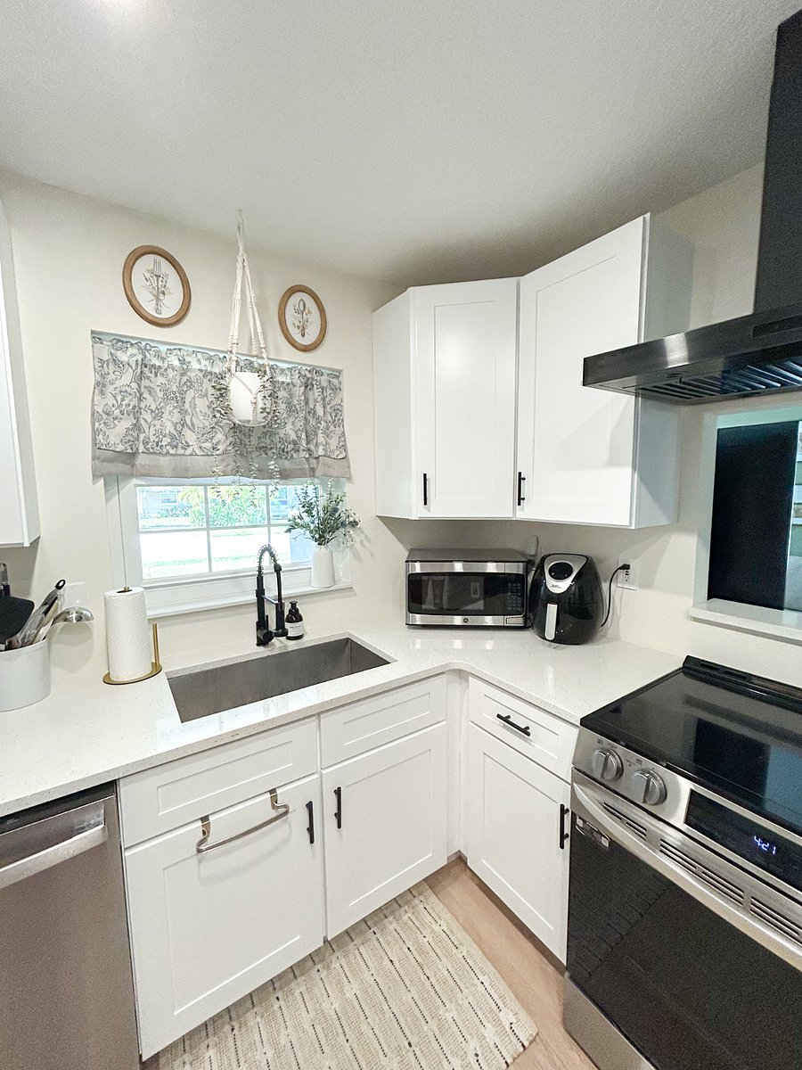 Furnished Finder property 1020609_1 photo 3