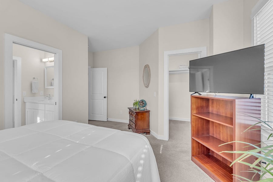 Furnished Finder property 1020611_1 photo 16