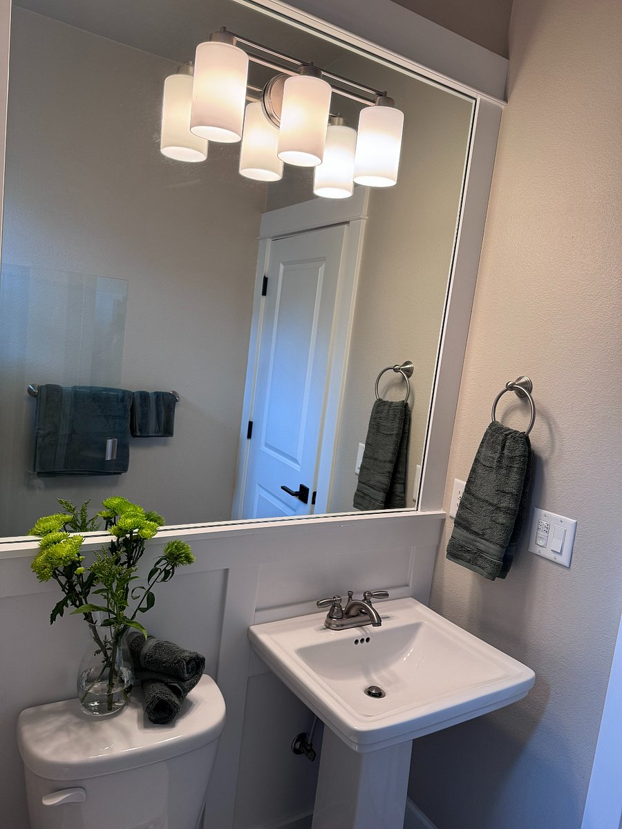 Furnished Finder property 1020626_1 photo 23