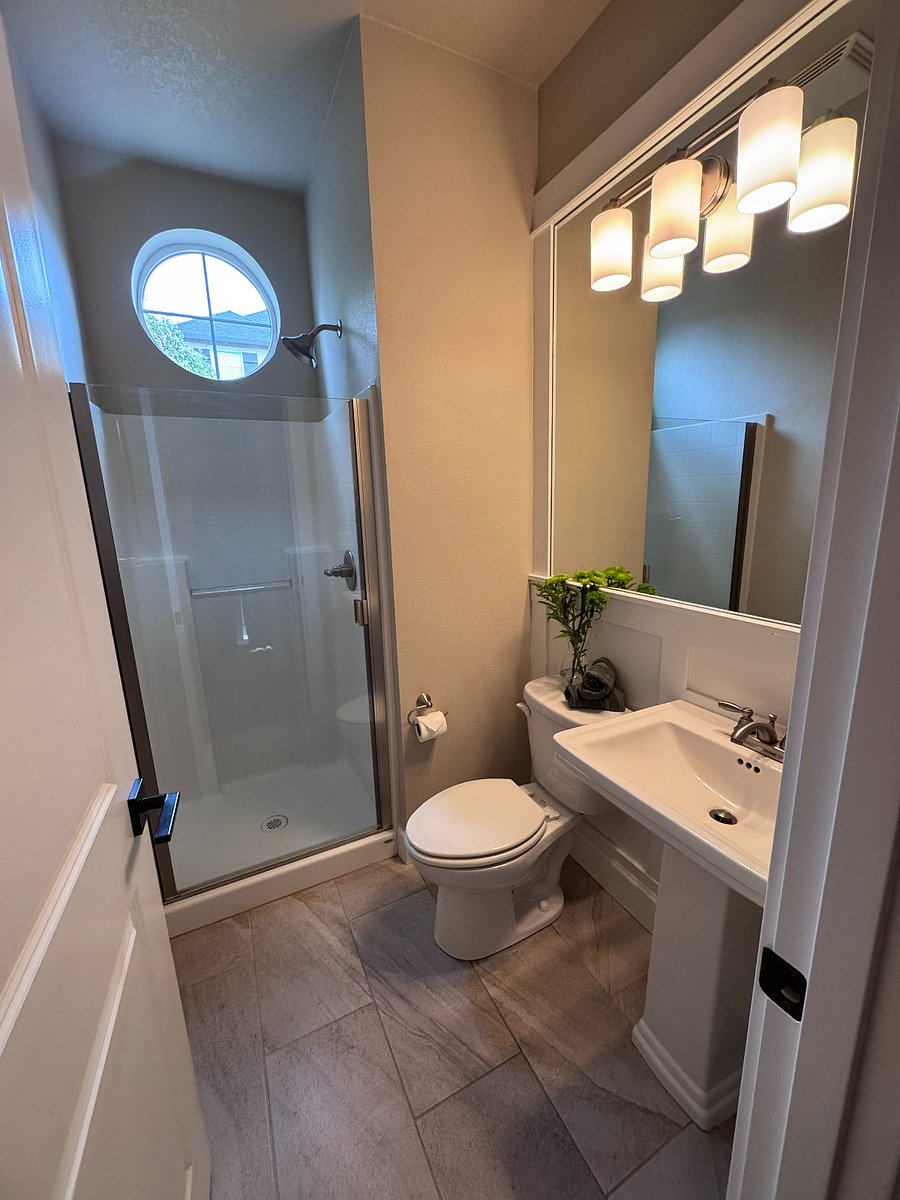 Furnished Finder property 1020626_1 photo 24