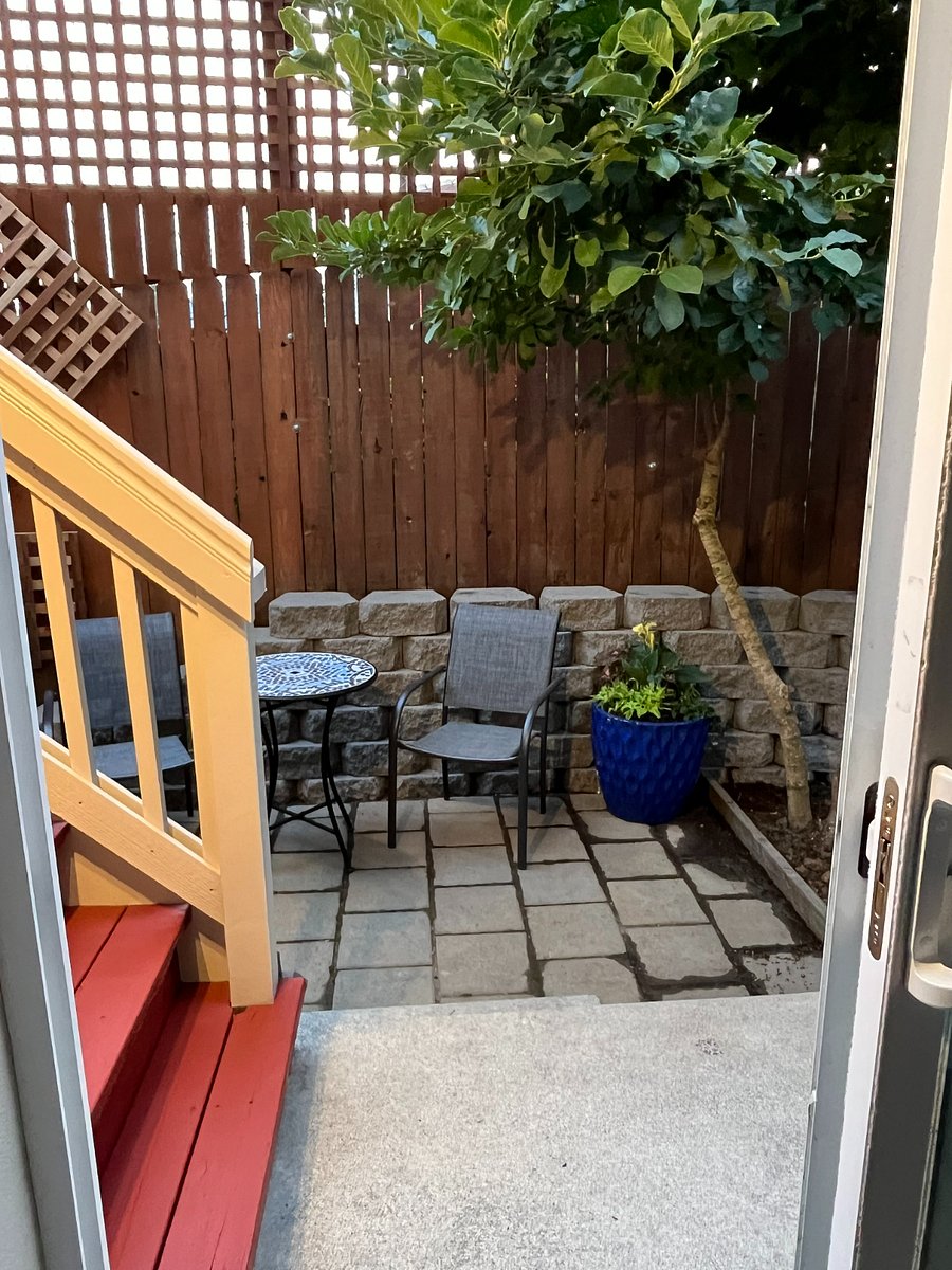 Furnished Finder property 1020626_1 photo 31