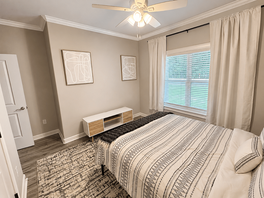 Furnished Finder property 1020635_1 photo 27