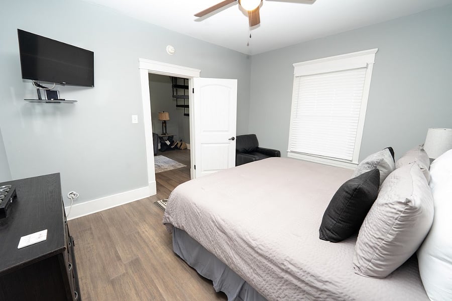 Furnished Finder property 1020636_1 photo 12