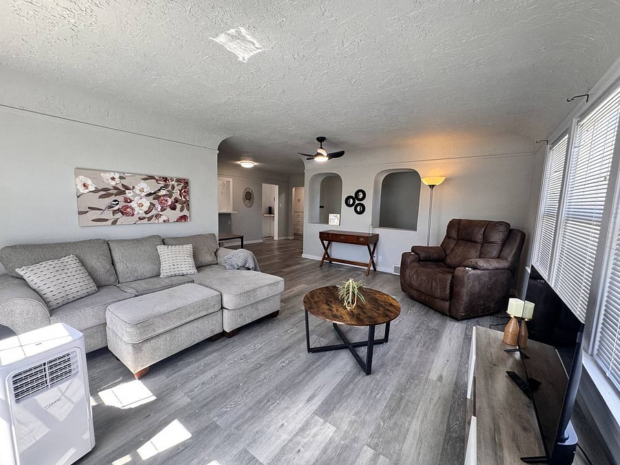 Furnished Finder property 1020637_1 photo 3
