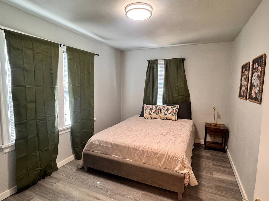 Furnished Finder property 1020637_1 photo 10