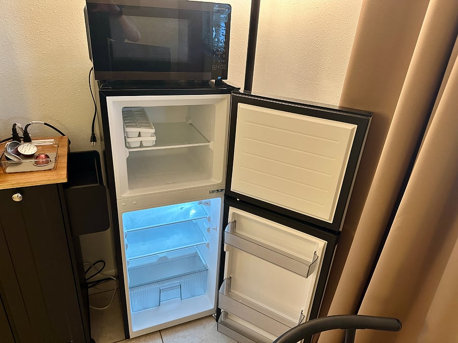 Mid sized refridgerator