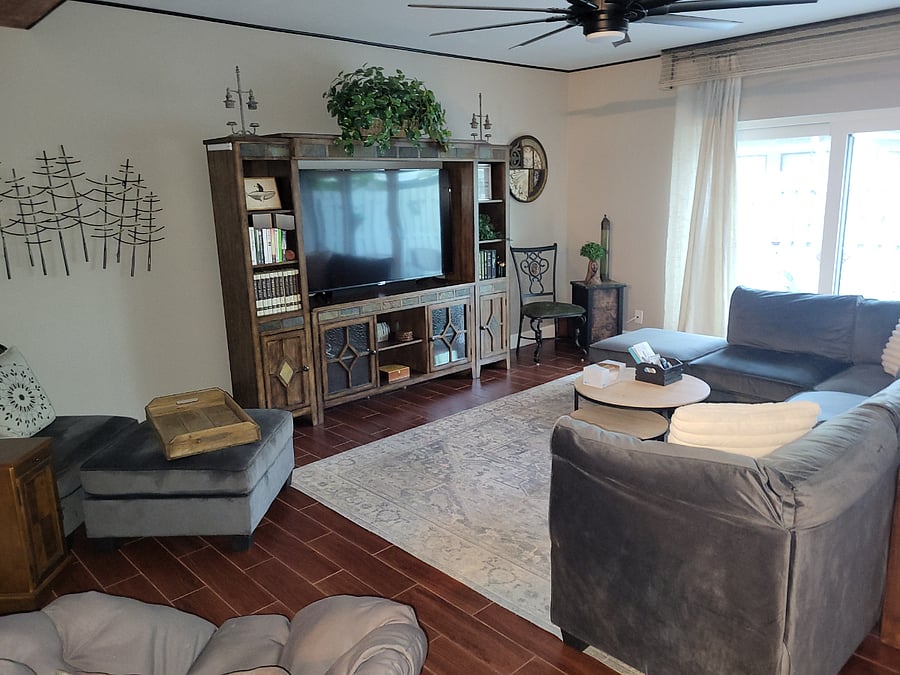 Furnished Finder property 1020658_1 photo 3