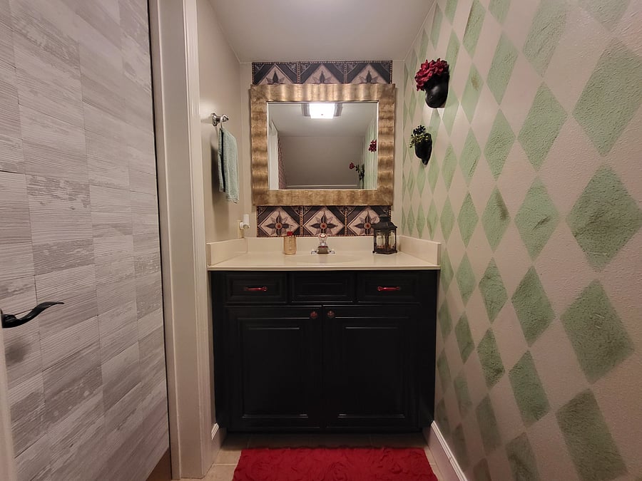 Downstairs half bath