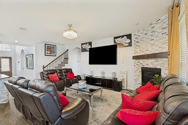 Furnished Finder property 1020663_1 photo 7