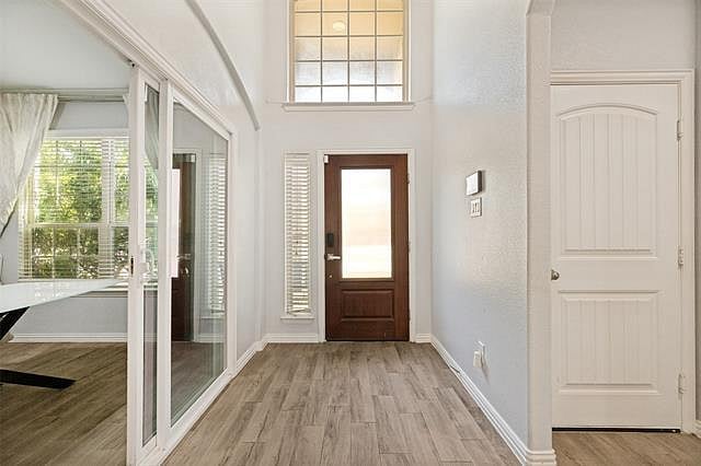 Furnished Finder property 1020663_1 photo 3