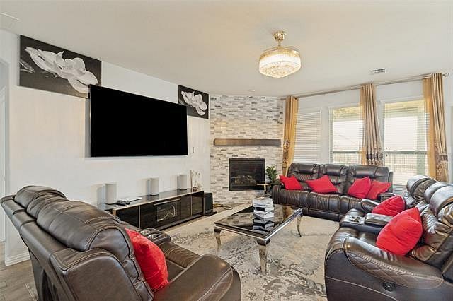 Furnished Finder property 1020663_1 photo 8
