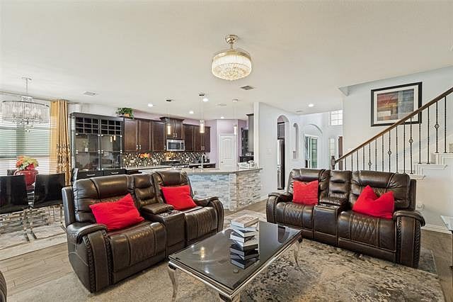 Furnished Finder property 1020663_1 photo 10