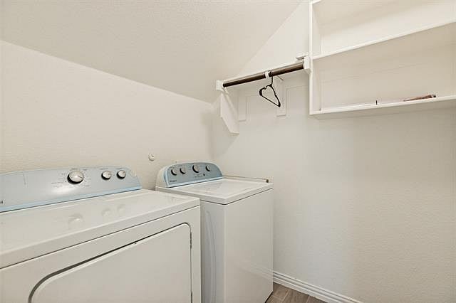 Furnished Finder property 1020663_1 photo 24