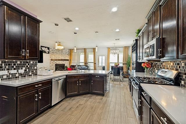 Furnished Finder property 1020663_1 photo 13