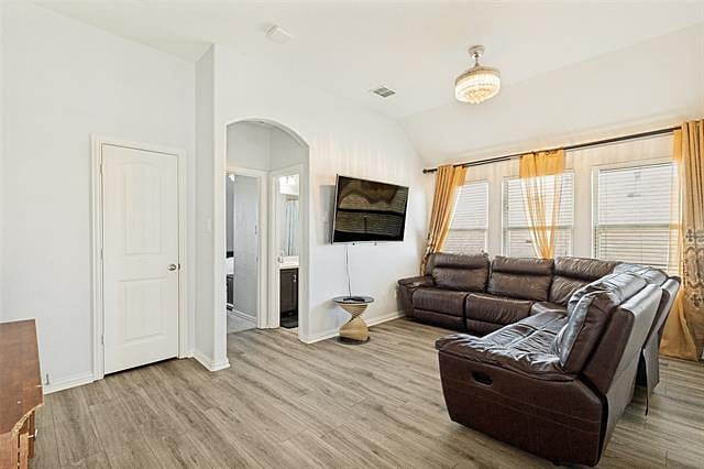 Furnished Finder property 1020663_1 photo 16