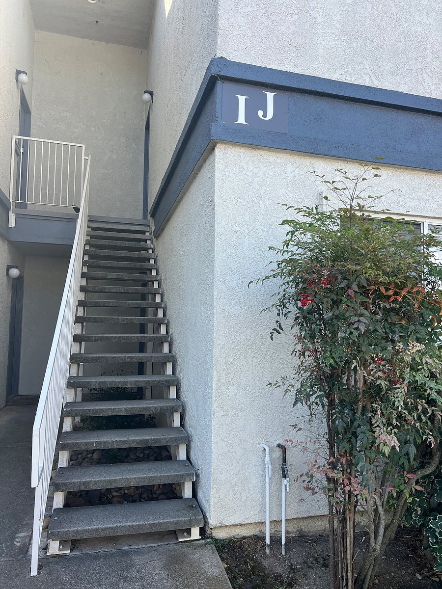 Furnished Finder property 1020677_1 photo 21