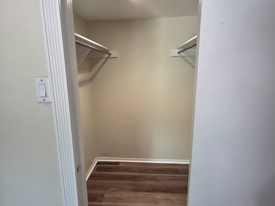 Furnished Finder property 1020683_1 photo 9