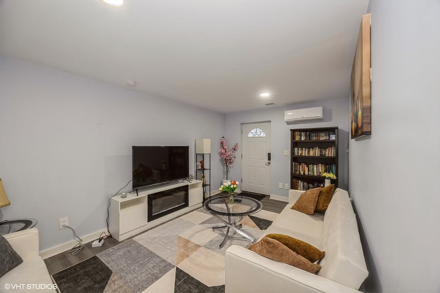 Furnished Finder property 1020694_1 photo 3