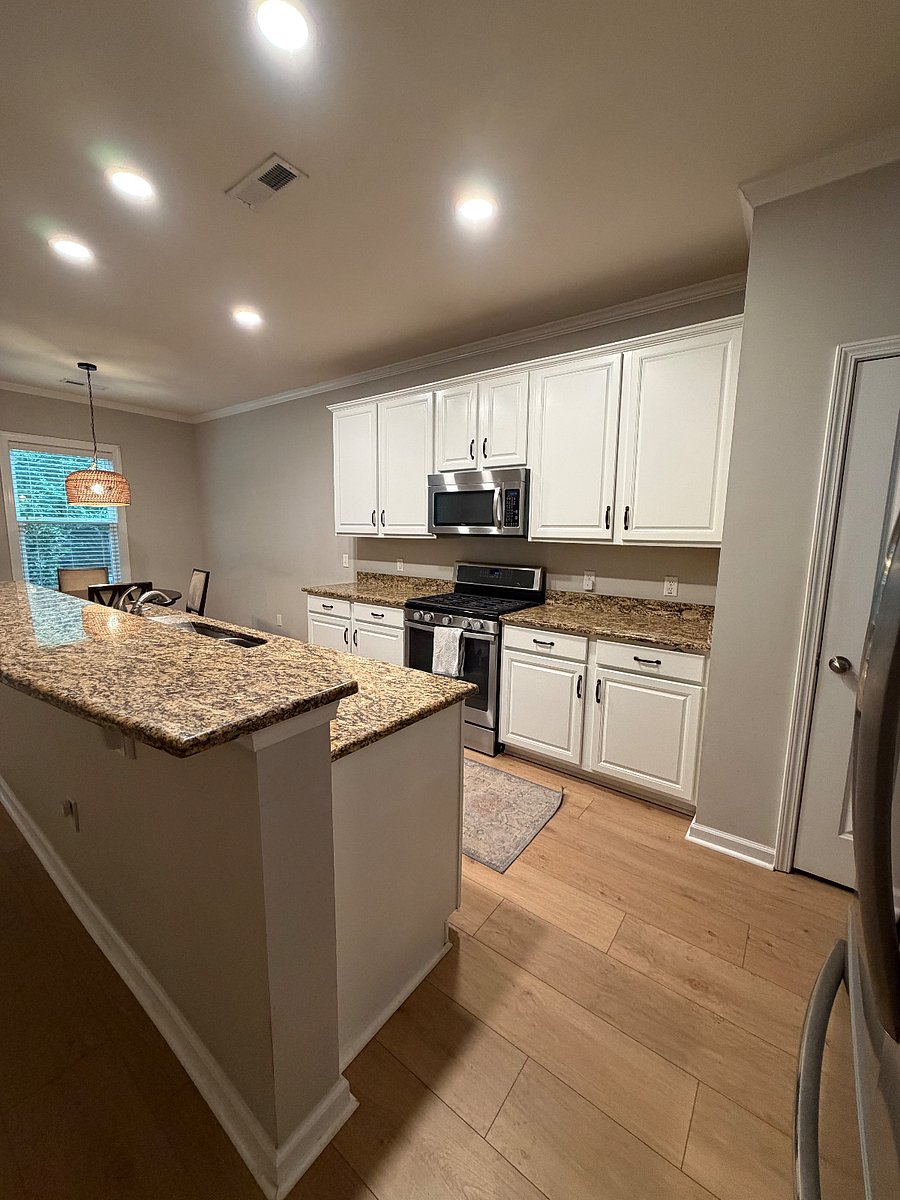 Furnished Finder property 1020707_1 photo 9
