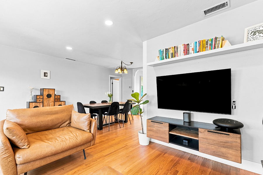 Furnished Finder property 1020711_1 photo 8
