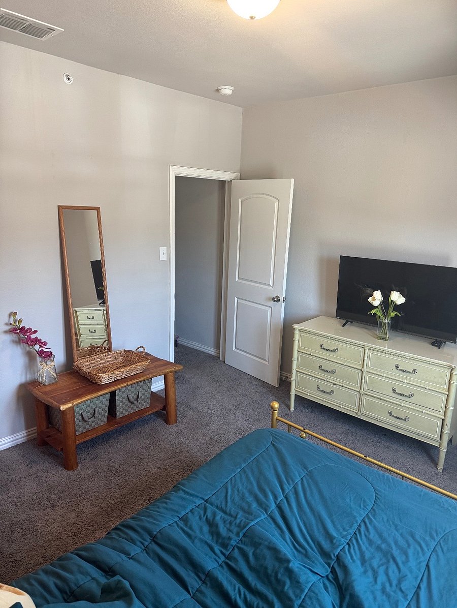 Furnished Finder property 1020731_1 photo 3