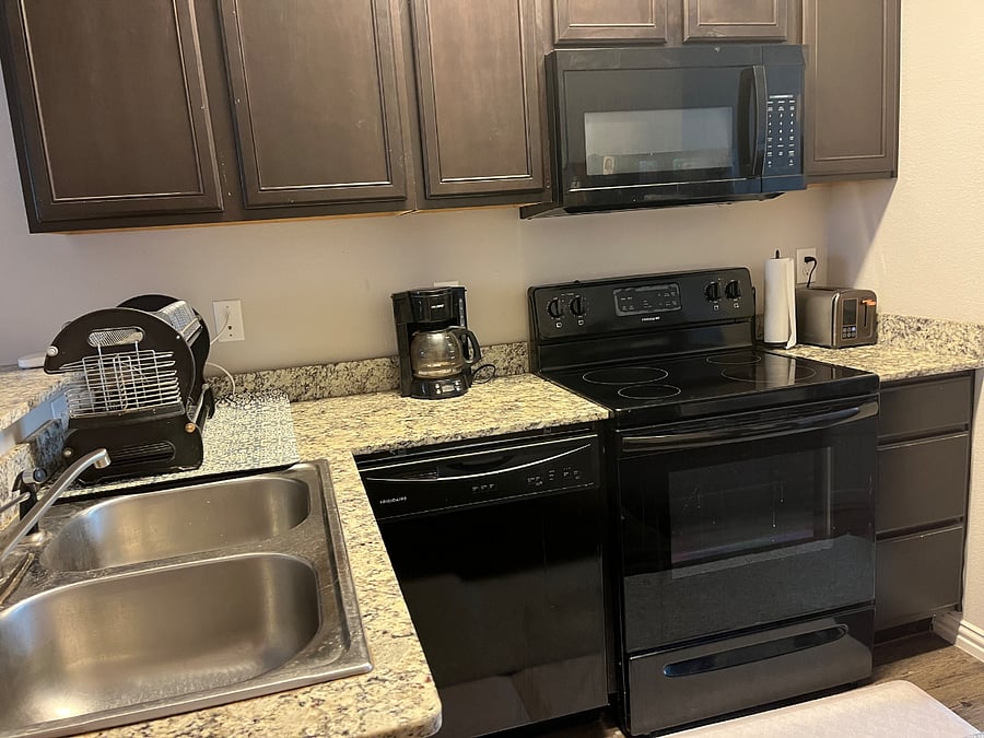 Furnished Finder property 1020731_1 photo 9