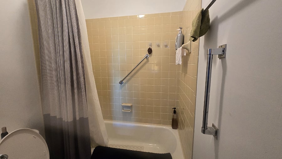 Furnished Finder property 1020738_1 photo 14