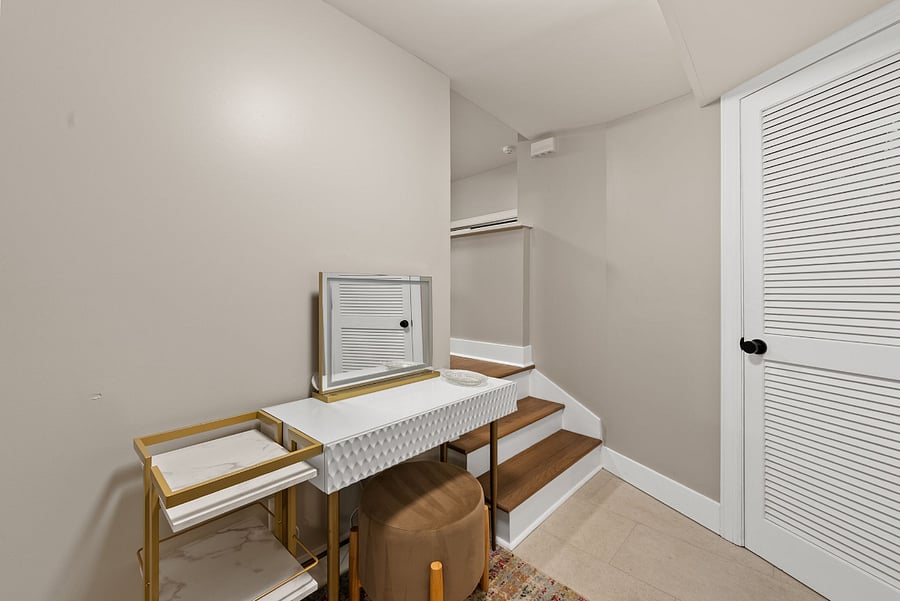 Furnished Finder property 1020750_1 photo 22