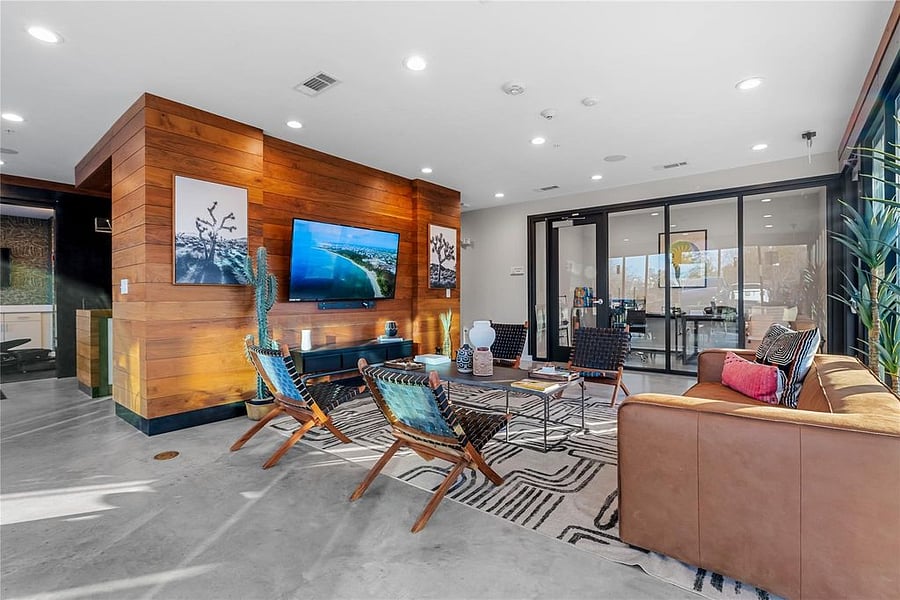 Furnished Finder property 1020752_1 photo 25