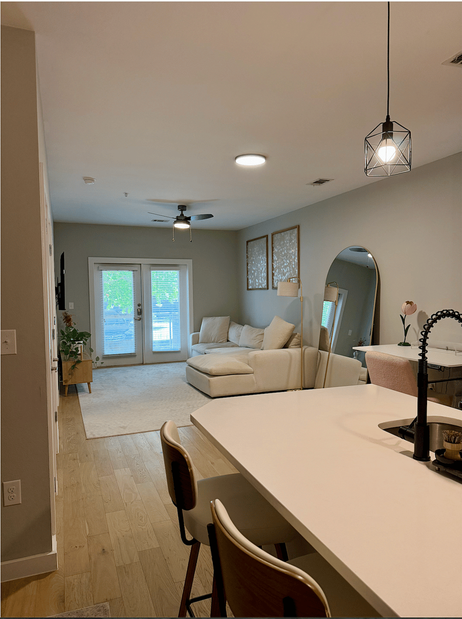 Furnished Finder property 1020752_1 photo 3