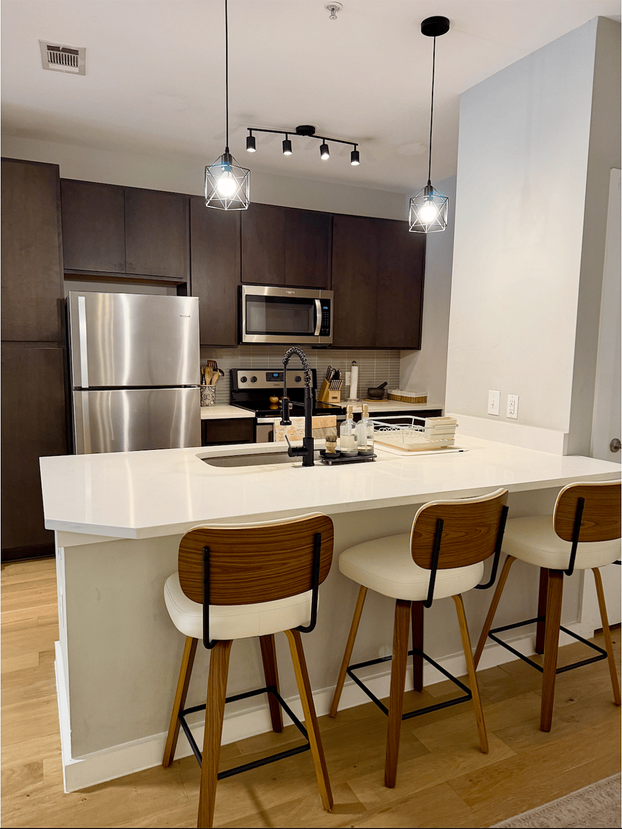 Furnished Finder property 1020752_1 photo 11