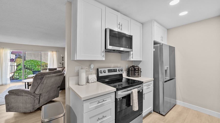 Furnished Finder property 1020759_1 photo 12