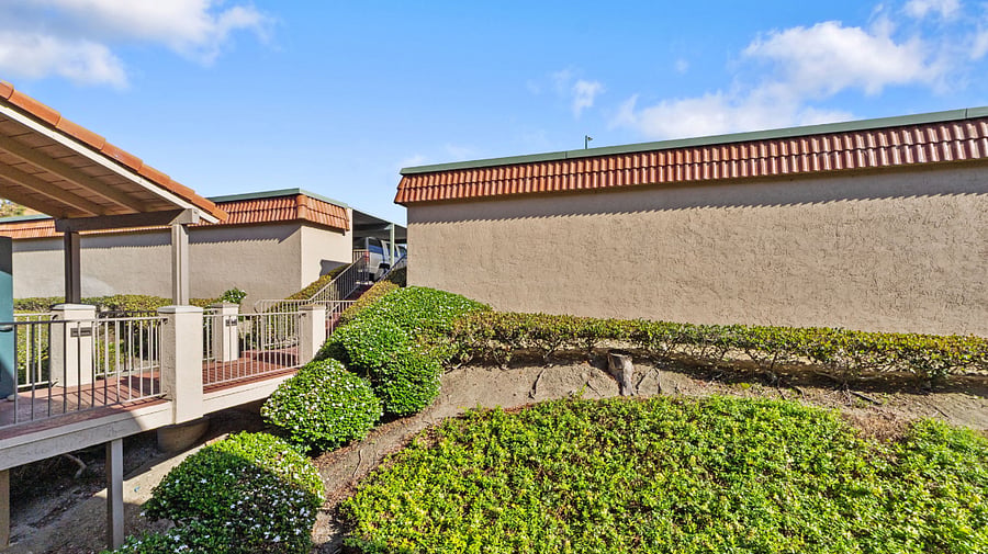 Furnished Finder property 1020759_1 photo 30