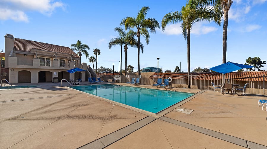 Furnished Finder property 1020759_1 photo 37
