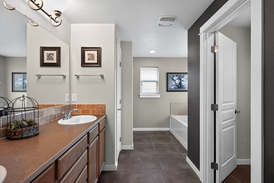 Furnished Finder property 1020767_1 photo 15