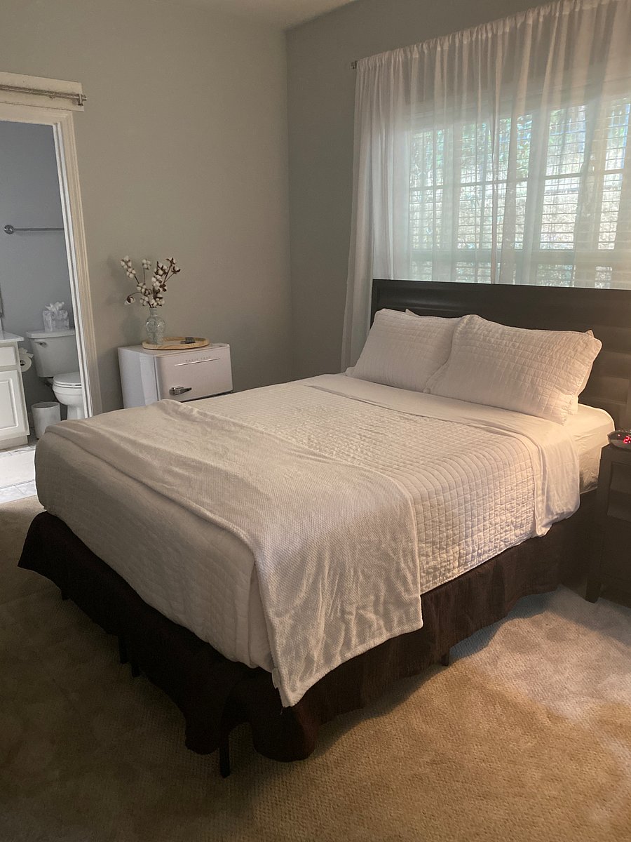 Furnished Finder property 1020768_1 photo 1