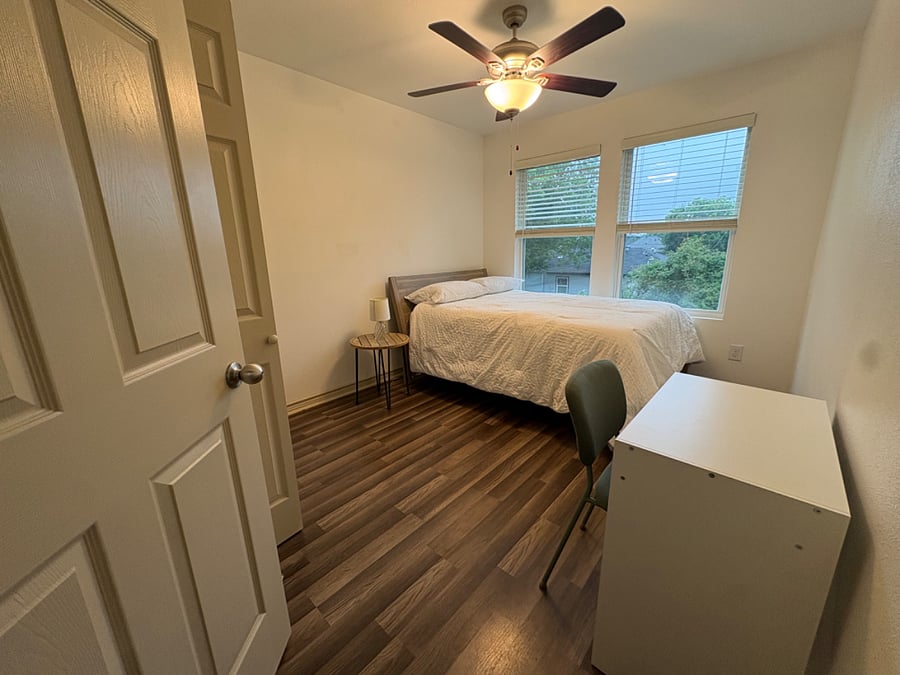 Bedroom with Full Size Bed