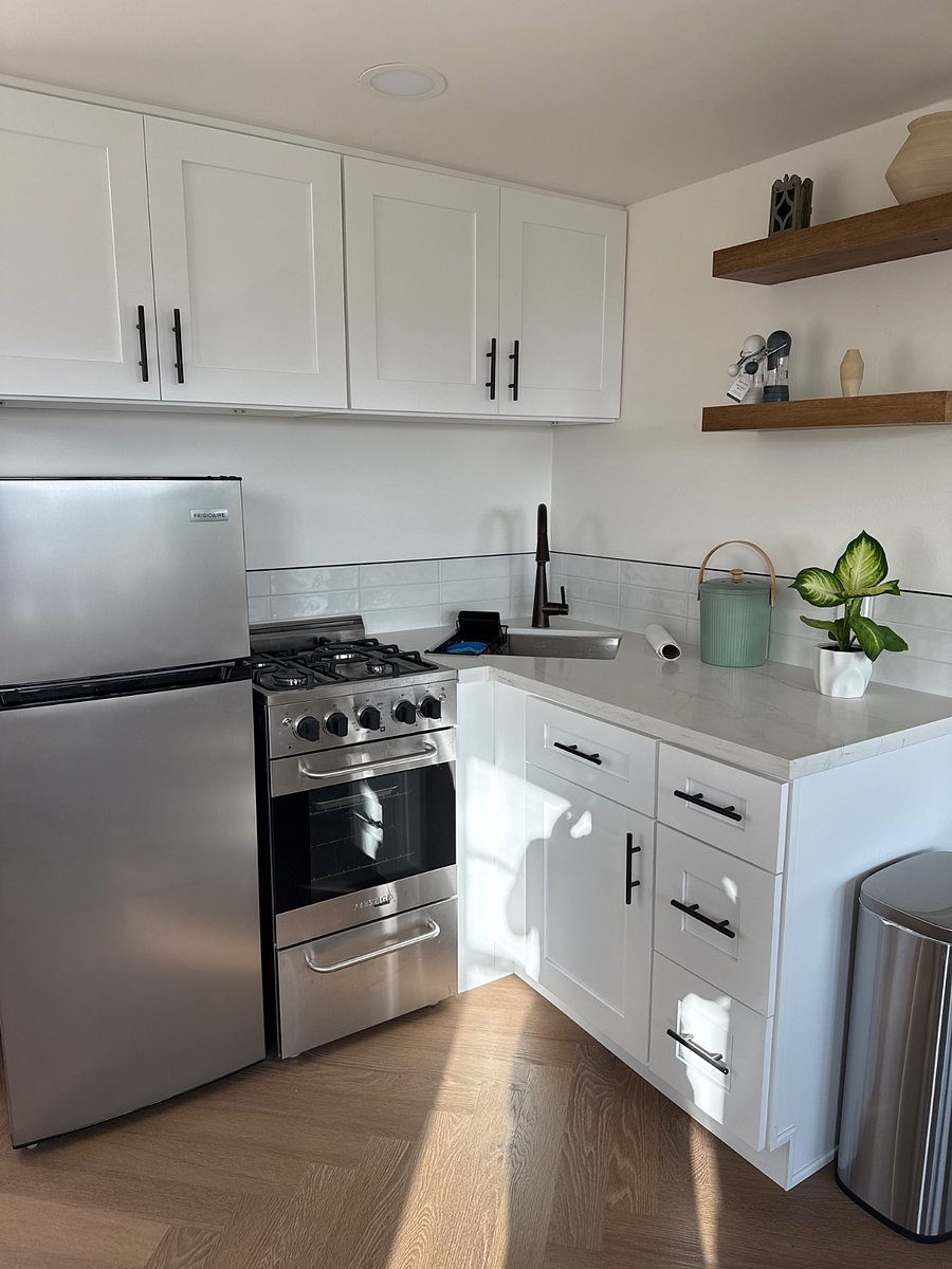 Furnished Finder property 1020773_1 photo 4