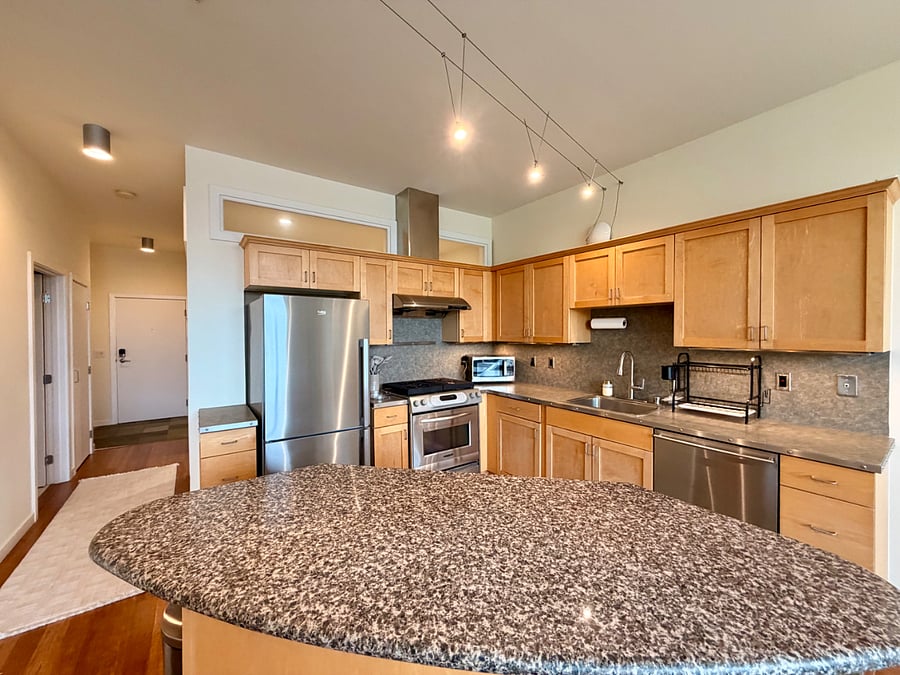 Furnished Finder property 1020783_1 photo 11
